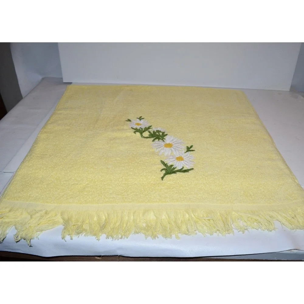 Vtg 70s Set Cannon Daisy Fringed Bath Hand Towels Wash cloth Yellow